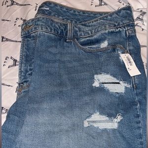 Medium wash cut off shorts